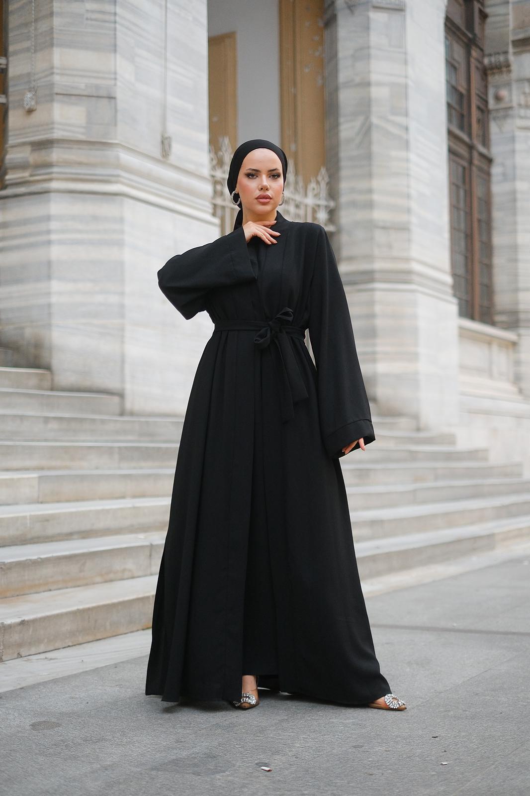 Plus Size Unveil the epitome of style and comfort with our stunning Kimono Set, a fusion of elegance and versatility that redefines sophistication.